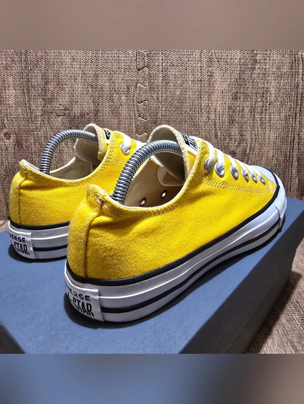 Converse Sneakers Womens 7.5 Yellow All Star Low Top Shoes 130129F Mens 5.5